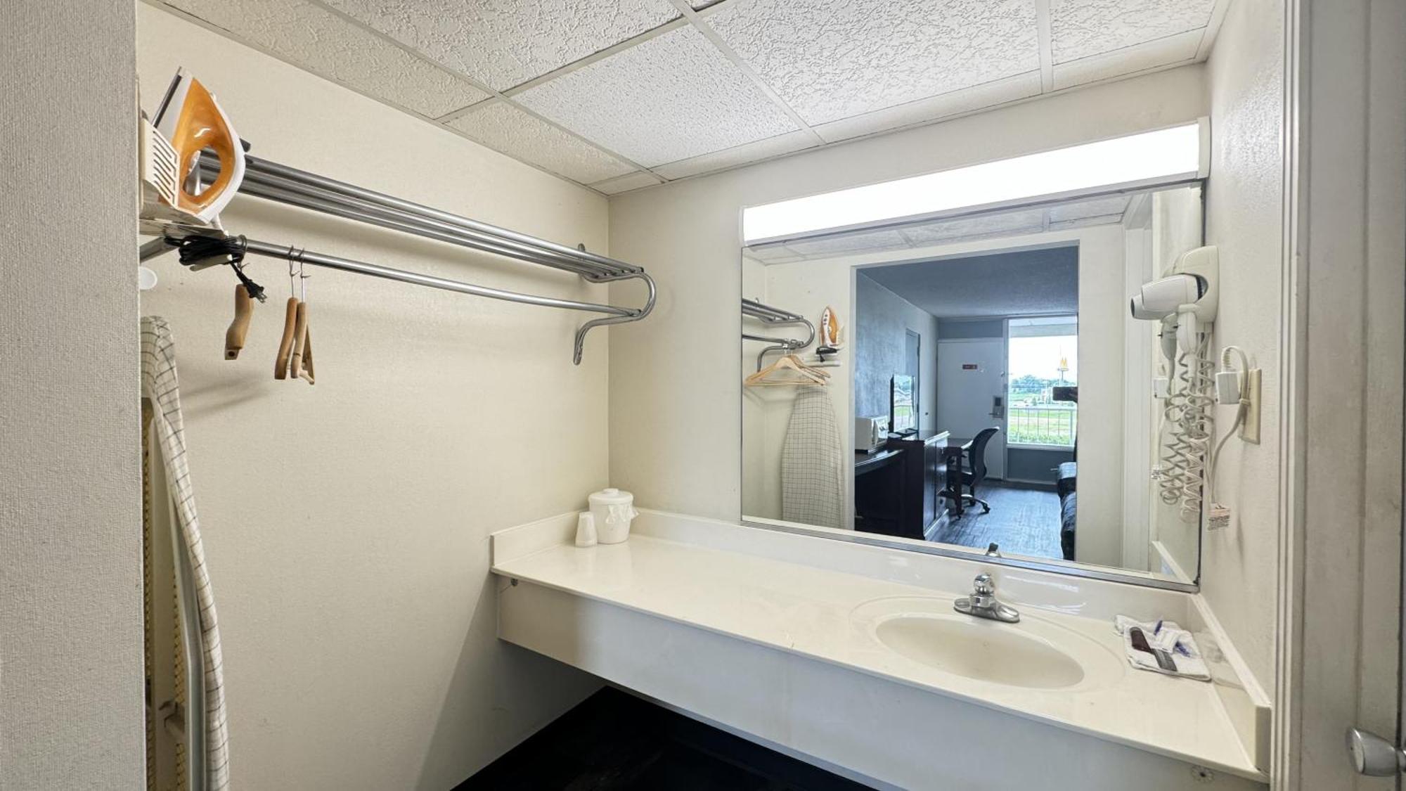 Hospitality House Union City Us 51, Tn Экстерьер фото